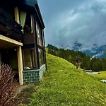 Apartment V9 Large 7 People *