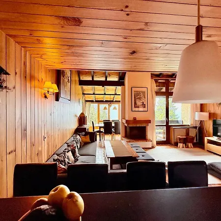 V9 Large 7 People Lejlighed *