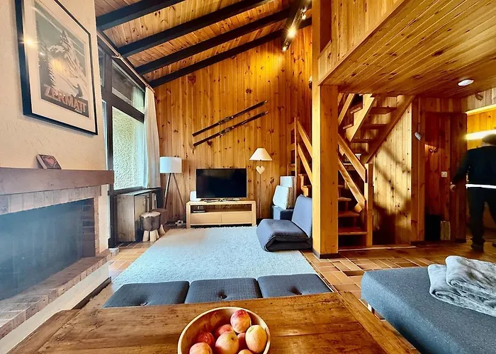 V9 Large 7 People Gryon